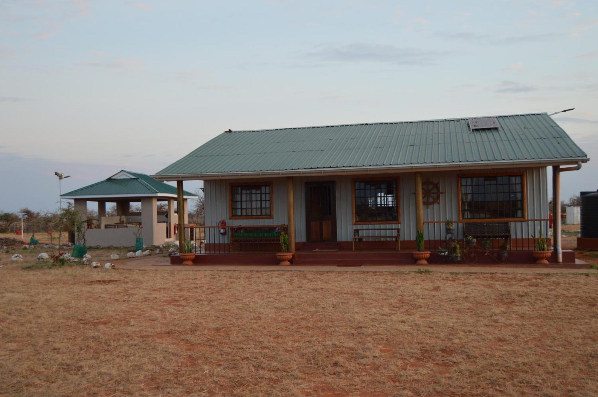 Wild Amboseli Ndovu Cottage. Экстерьер фото